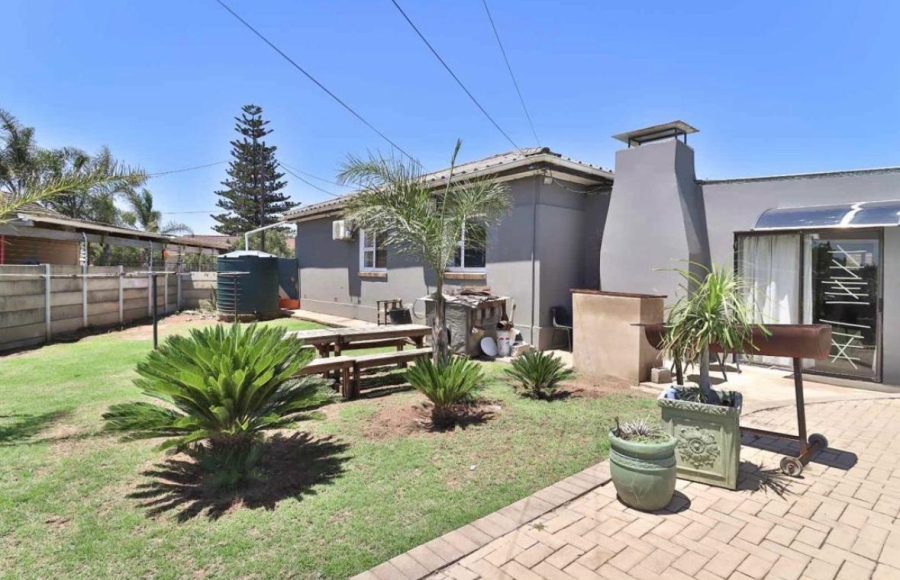 4 Bedroom Property for Sale in Manor Heights Eastern Cape